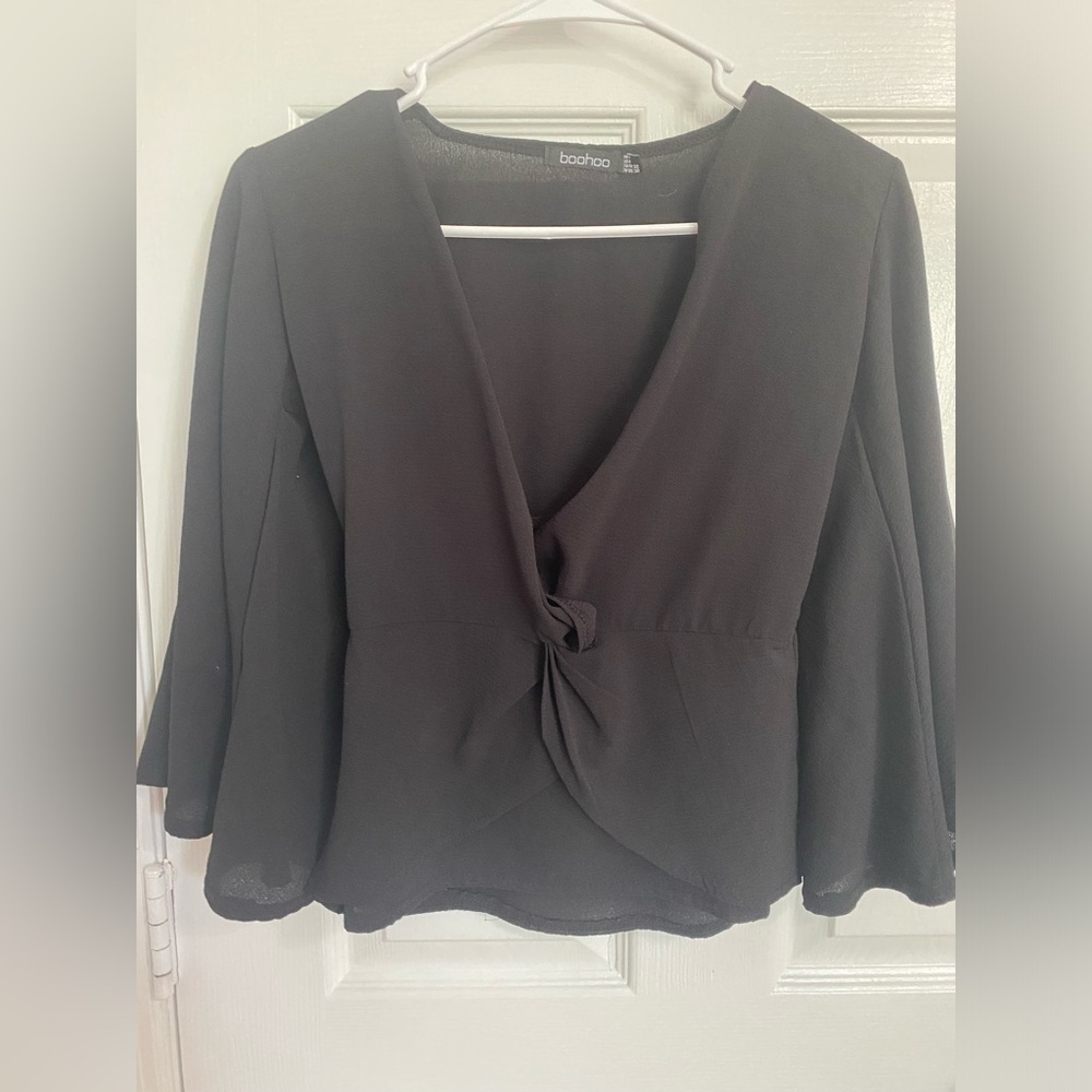Black Boohoo Top